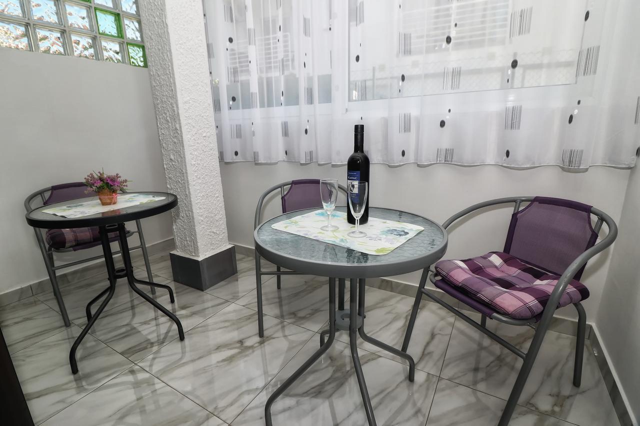 Apartments Amalia Ровінь Екстер'єр фото