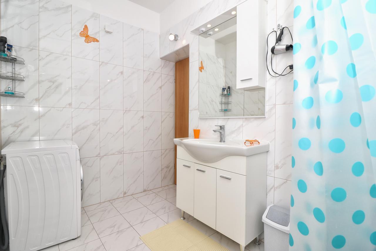 Apartments Amalia Ровінь Екстер'єр фото