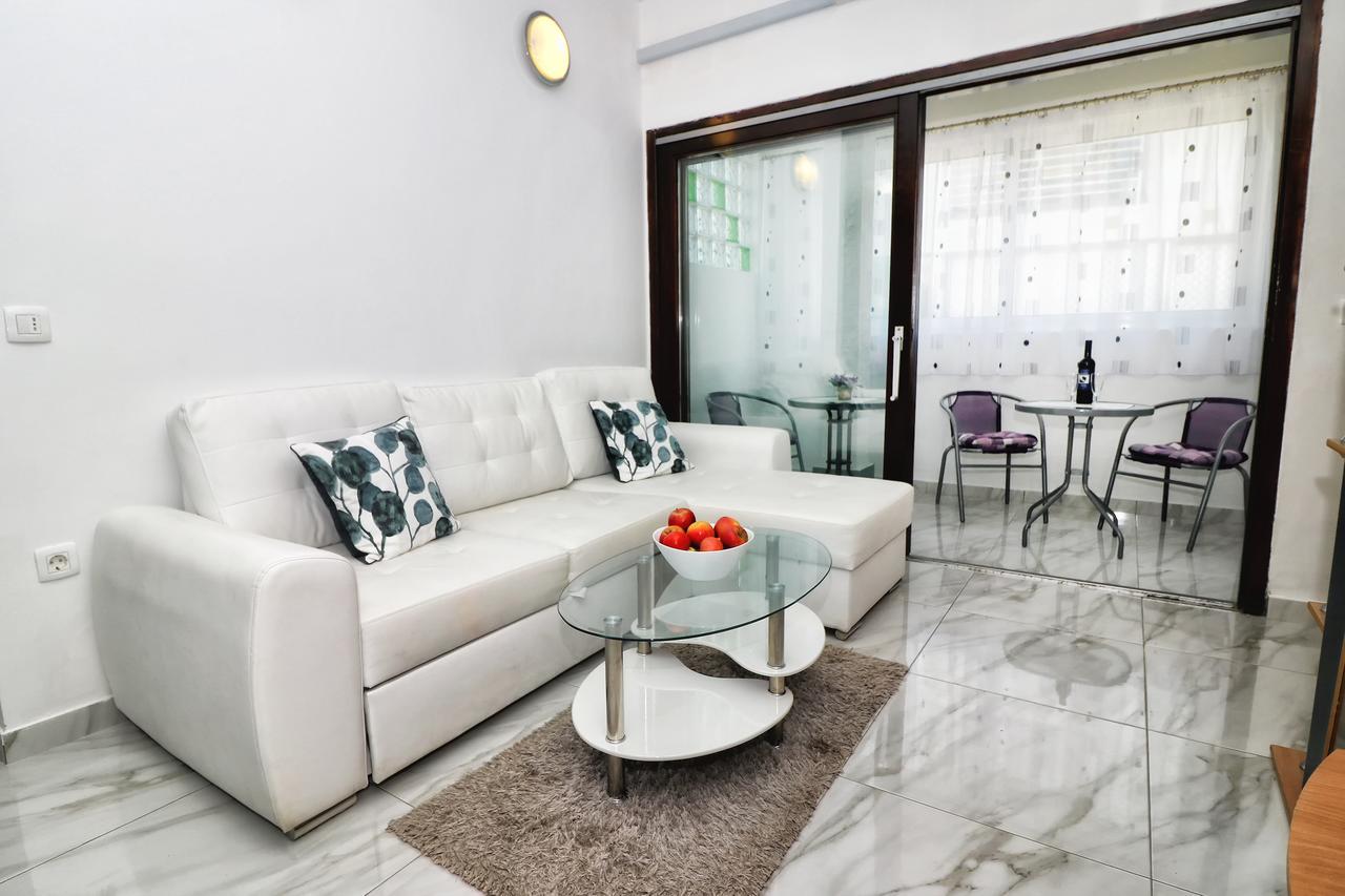 Apartments Amalia Ровінь Екстер'єр фото